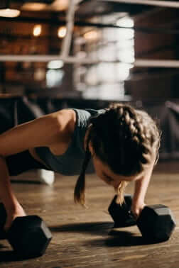 Tipos de Flexiones en Gimnasio